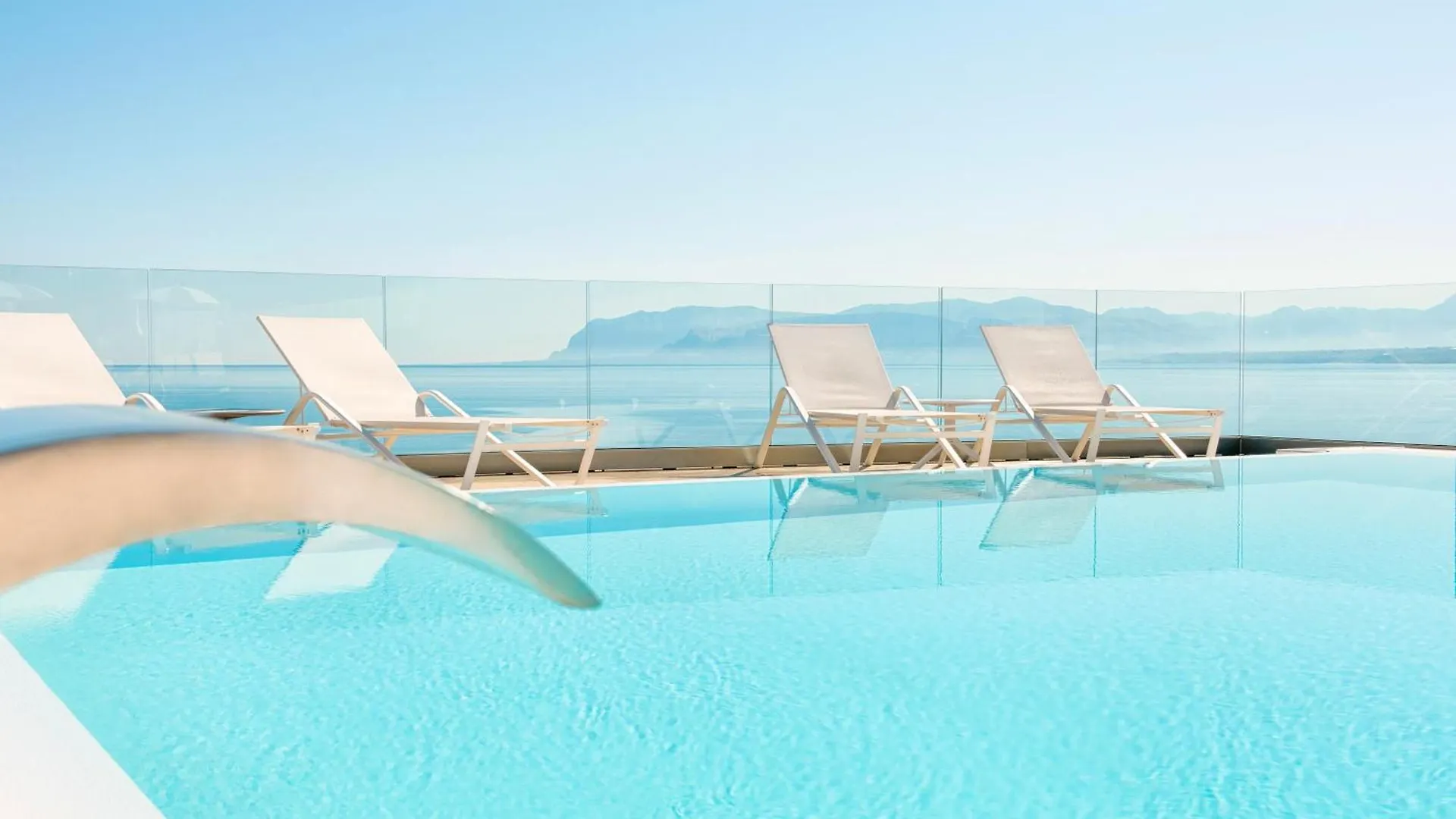 Marina Di Petrolo Apartments カステッランマーレ・デル・ゴルフォ